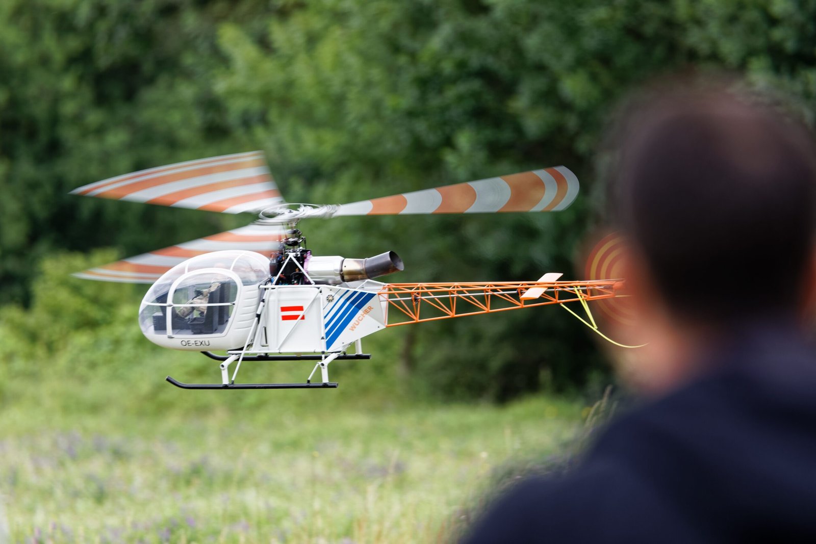 image of a RC helicopter